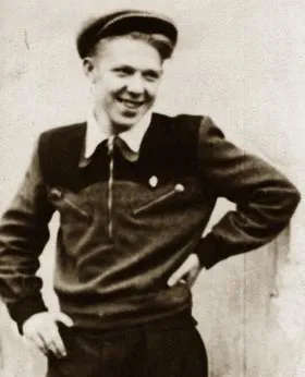 Олег Константинович Попов, 1944 год