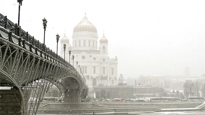 Скульптуры в метро, которые исполняют желания