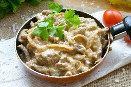 Бефстроганов из курицы